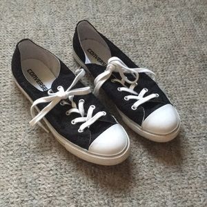 Converse Black W 8 Dainty Ox Low Top Sneakers